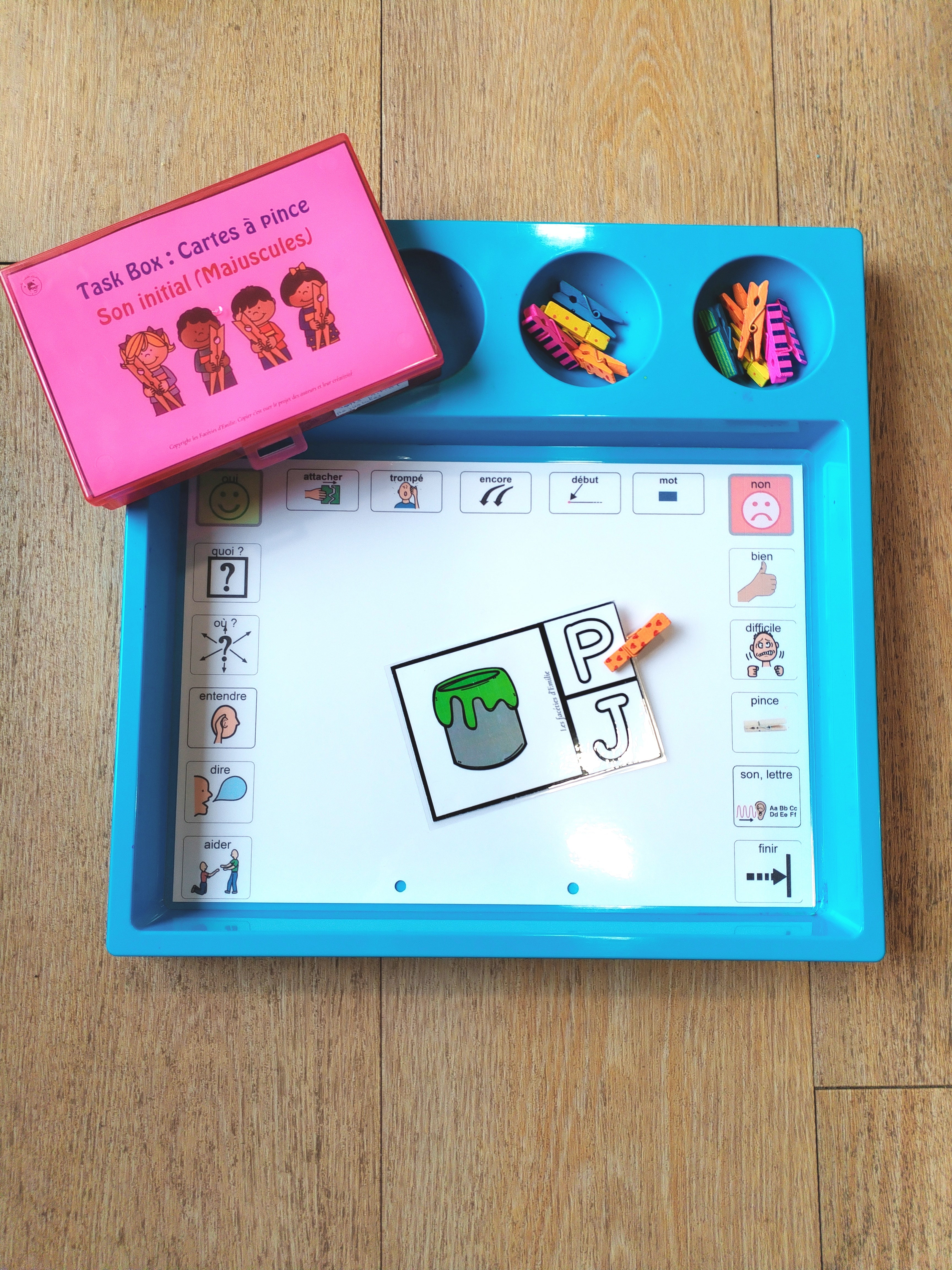 Carte à pince discrimination du son initial